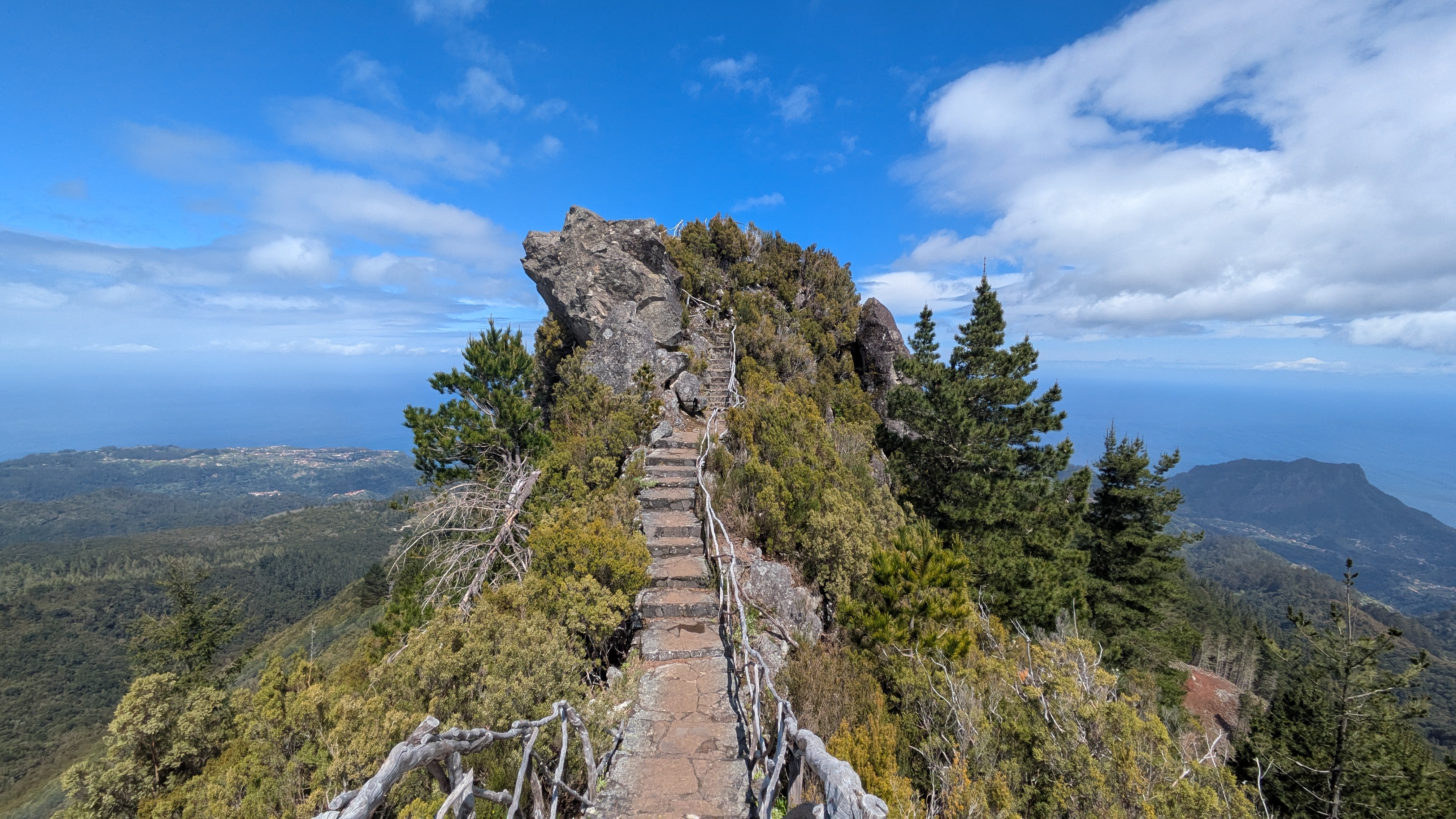 Wanderung Madeira, Familie, Ausflug mit Mietwagen